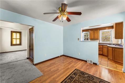 1711 Leister Street Spring Hill PA 15212
