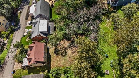 1711 Leister Street Spring Hill PA 15212