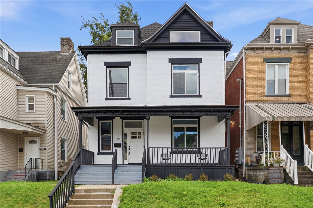 7216 Meade Street Point Breeze PA 15208