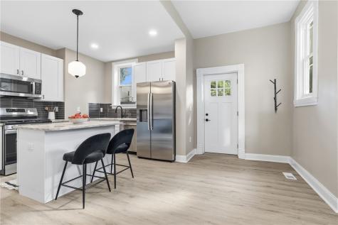 7216 Meade Street Point Breeze PA 15208