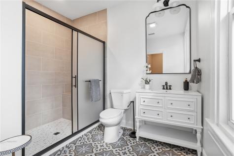 7216 Meade Street Point Breeze PA 15208