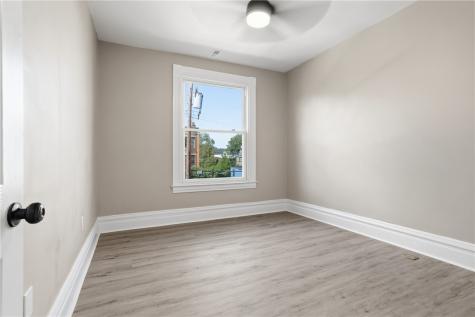 7216 Meade Street Point Breeze PA 15208