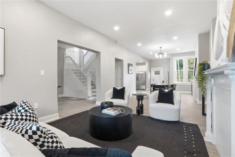 7216 Meade Street Point Breeze PA 15208