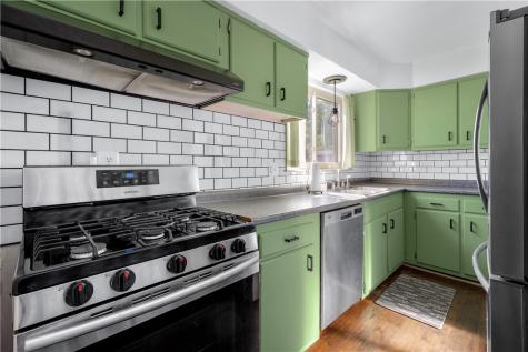 7 Meadow View Place Finleyville PA 15332