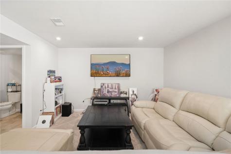 6383 Antonio Drive North Huntingdon PA 15642