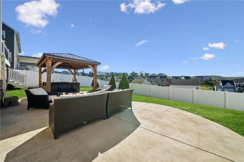 6383 Antonio Drive North Huntingdon PA 15642