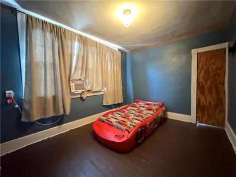 3369 Francisco Street Sheraden PA 15204