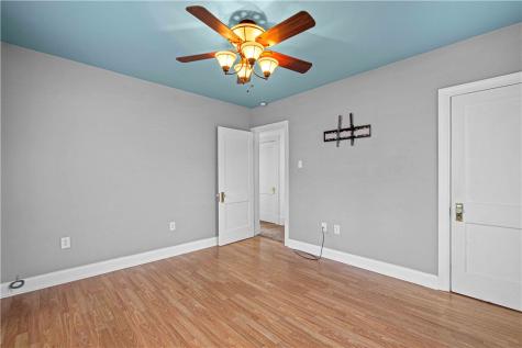 236 Richfield Street Overbrook PA 15234