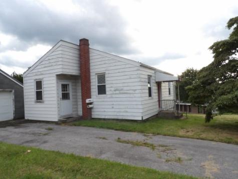 716 Demuth Street Richland School District PA 15904