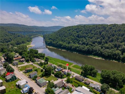 214 River Avenue Emlenton Boro PA 16373