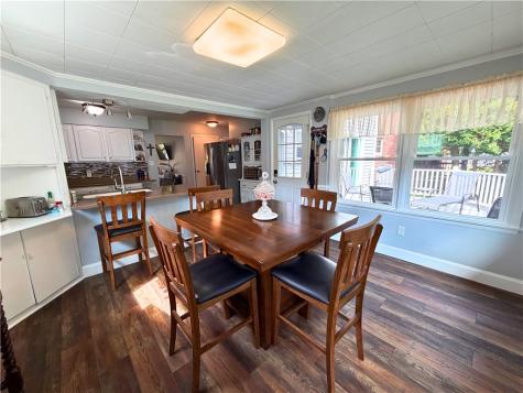 416 W Washington Boulevard Grove City Boro PA 16127