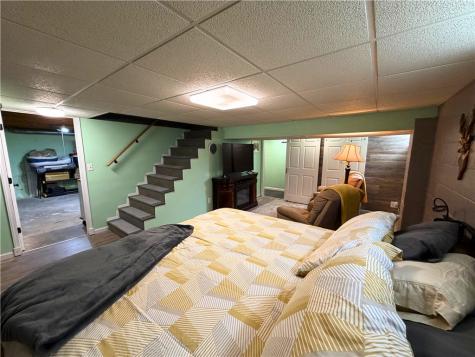 416 W Washington Boulevard Grove City Boro PA 16127