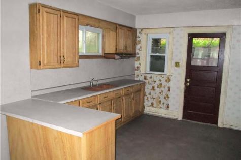 734 Messenger Johnstown PA 15902