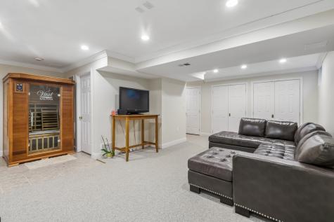 806 Oxford Court Pine Township PA 15044