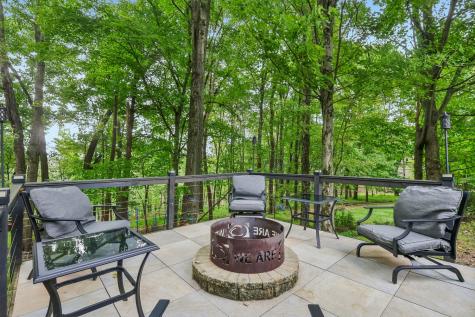 806 Oxford Court Pine Township PA 15044