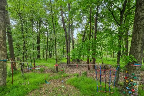 806 Oxford Court Pine Township PA 15044
