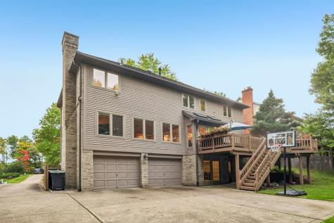 806 Oxford Court Pine Township PA 15044