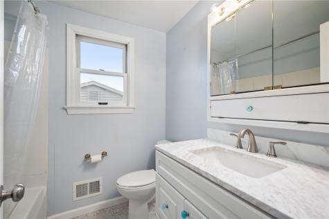 202 10th Street Aspinwall PA 15215