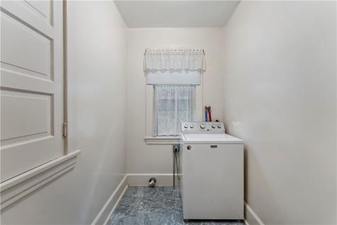12 Short Street Avella PA 15312