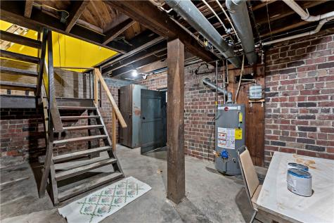 12 Short Street Avella PA 15312