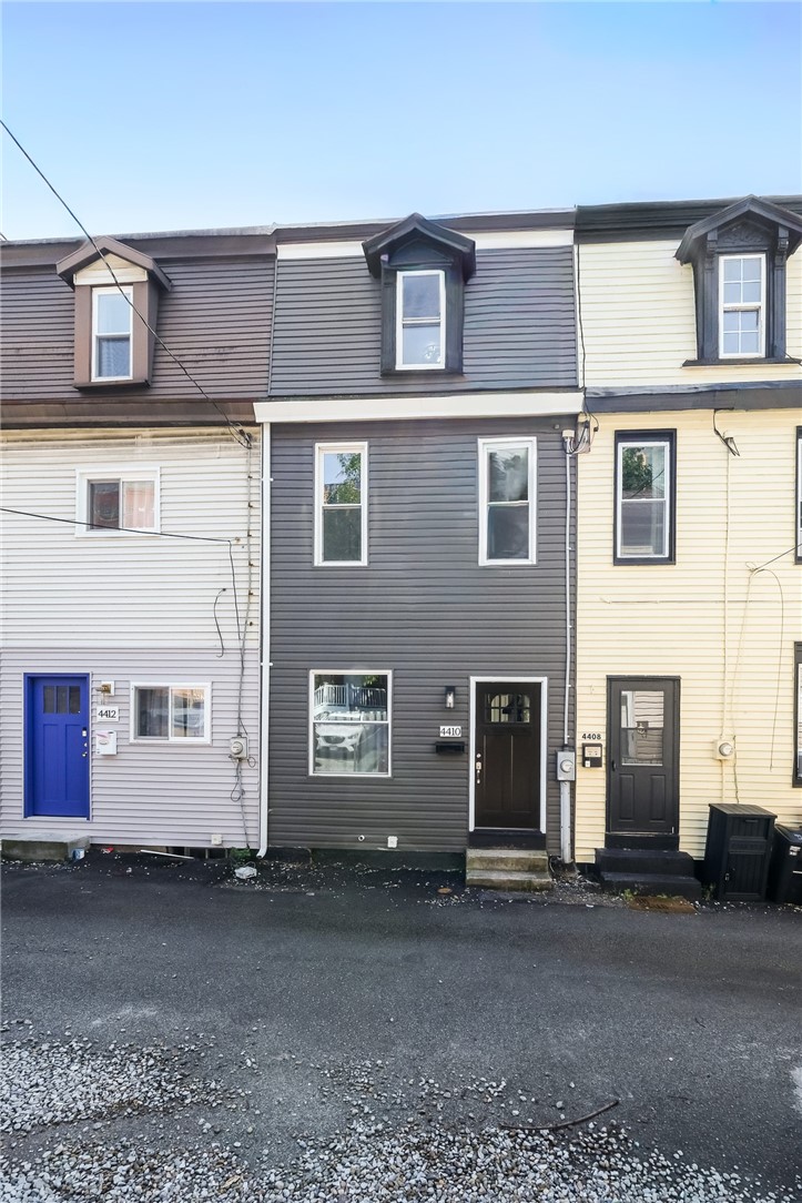 4410 Woolslayer Way Lawrenceville PA 15224