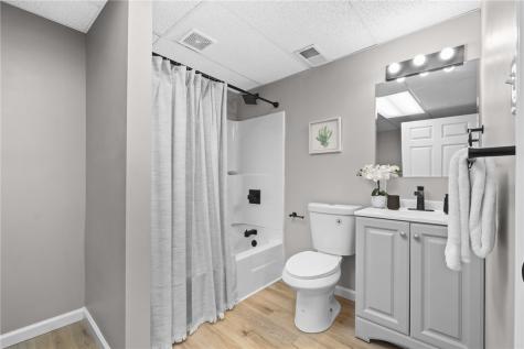 4410 Woolslayer Way Lawrenceville PA 15224