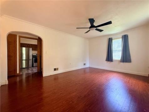 10 Evergreen Street Township Of But Sw PA 16045