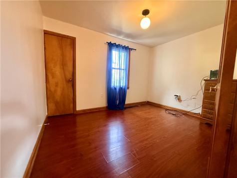 10 Evergreen Street Township Of But Sw PA 16045