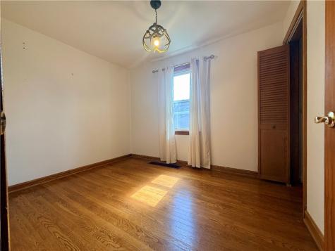 10 Evergreen Street Township Of But Sw PA 16045