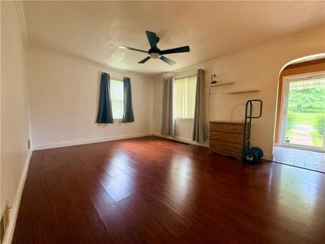 10 Evergreen Street Township Of But Sw PA 16045