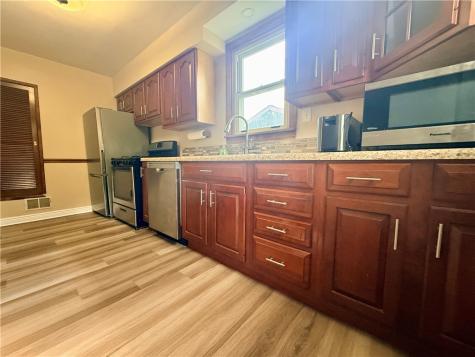 10 Evergreen Street Township Of But Sw PA 16045