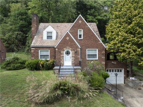 248 Glass Run Road Lincoln Place PA 15207