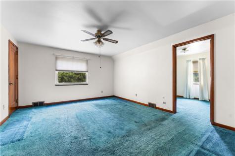 248 Glass Run Road Lincoln Place PA 15207