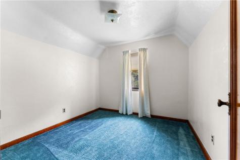 248 Glass Run Road Lincoln Place PA 15207
