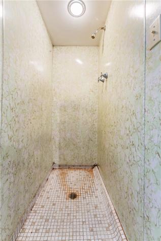 248 Glass Run Road Lincoln Place PA 15207