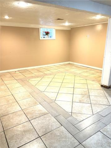 1008 Fidelity West Mifflin PA 15236