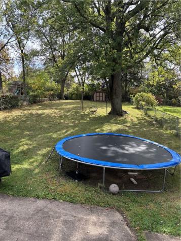 1008 Fidelity West Mifflin PA 15236