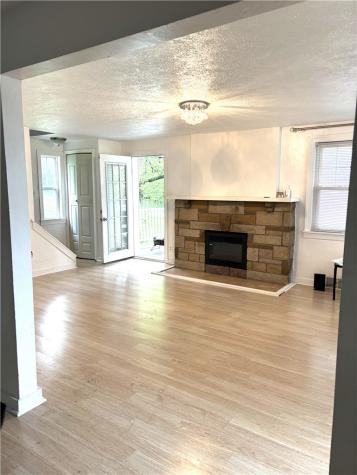 1008 Fidelity West Mifflin PA 15236