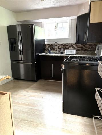 1008 Fidelity West Mifflin PA 15236
