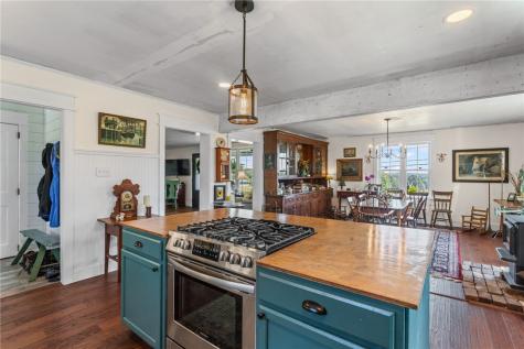 206 Lee Road Springfield Township PA 16127