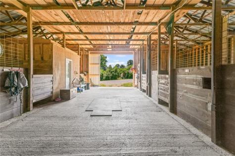 206 Lee Road Springfield Township PA 16127