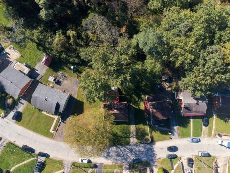 332 Bryant Drive Penn Hills PA 15235
