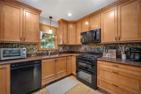 2014 Old Clairton Road Jefferson Hills PA 15025