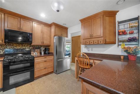 2014 Old Clairton Road Jefferson Hills PA 15025