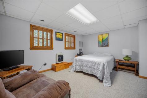 2014 Old Clairton Road Jefferson Hills PA 15025