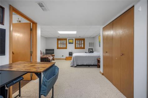2014 Old Clairton Road Jefferson Hills PA 15025