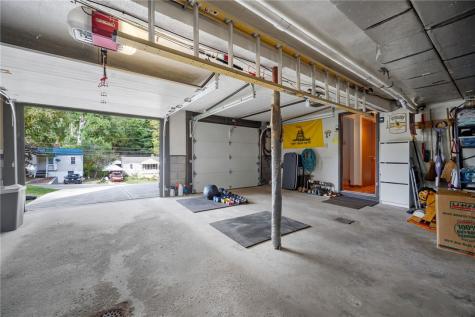 2014 Old Clairton Road Jefferson Hills PA 15025