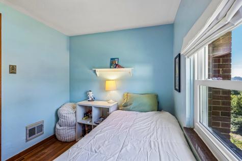 2600 Volta Street Reserve PA 15212