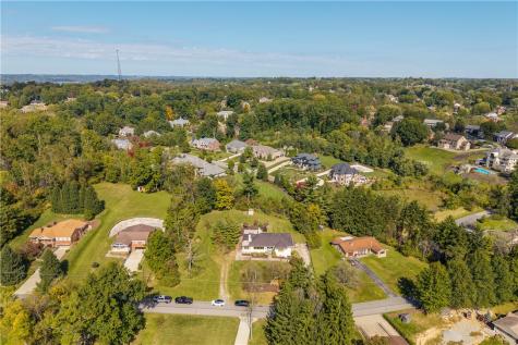 613 Glen Drive Peters Township PA 15317