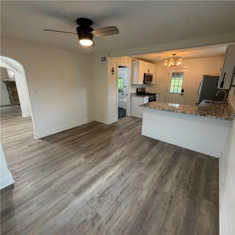 435 Fairway Drive Brentwood PA 15227